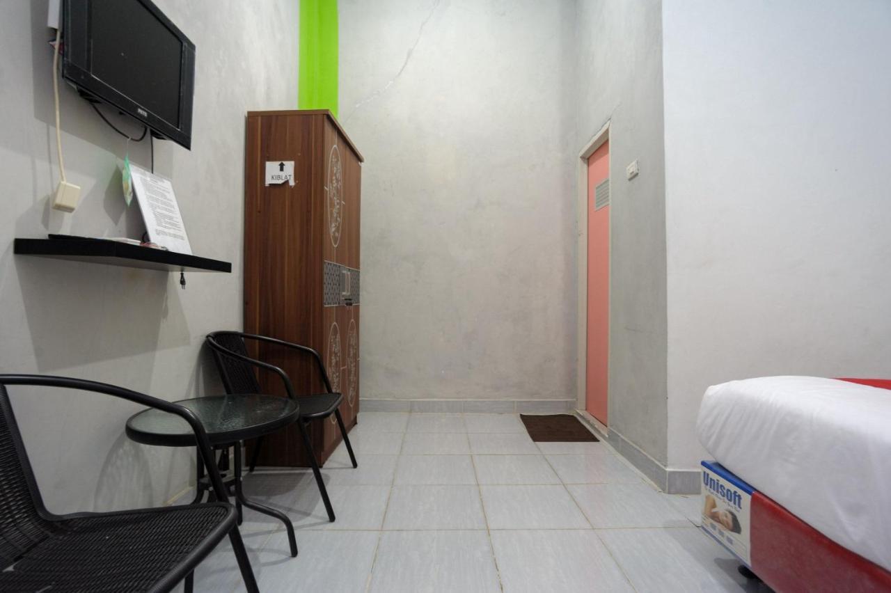 โอโย 2286 วิสมา ลาอุต ตาวาร์ ชาเรียะห์ Hotel บันดาร์ ลัมปุง ภายนอก รูปภาพ