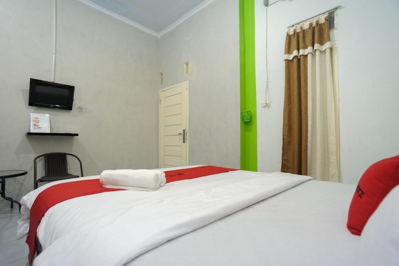 โอโย 2286 วิสมา ลาอุต ตาวาร์ ชาเรียะห์ Hotel บันดาร์ ลัมปุง ภายนอก รูปภาพ